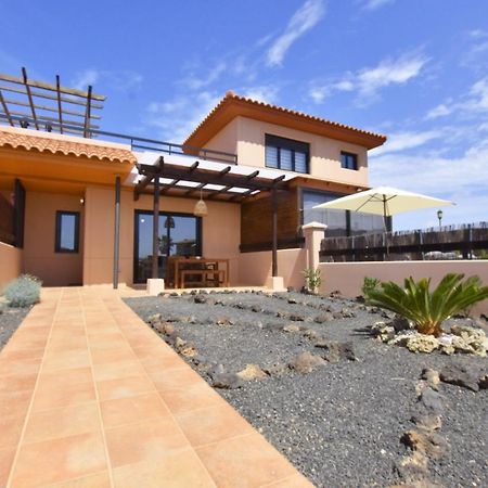 Apartamento El Hierro House, agradable adosado con piscina Lajares Exterior foto