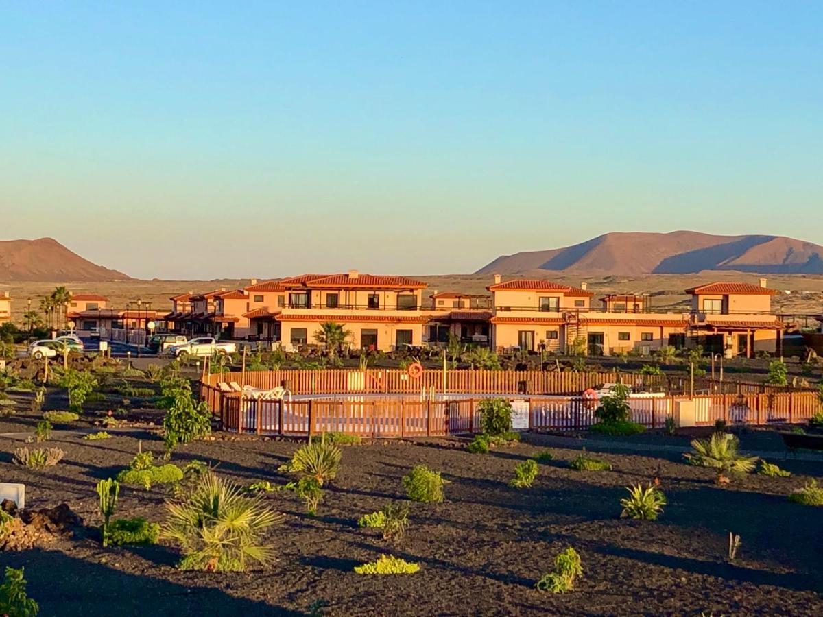 Apartamento El Hierro House, agradable adosado con piscina Lajares Exterior foto