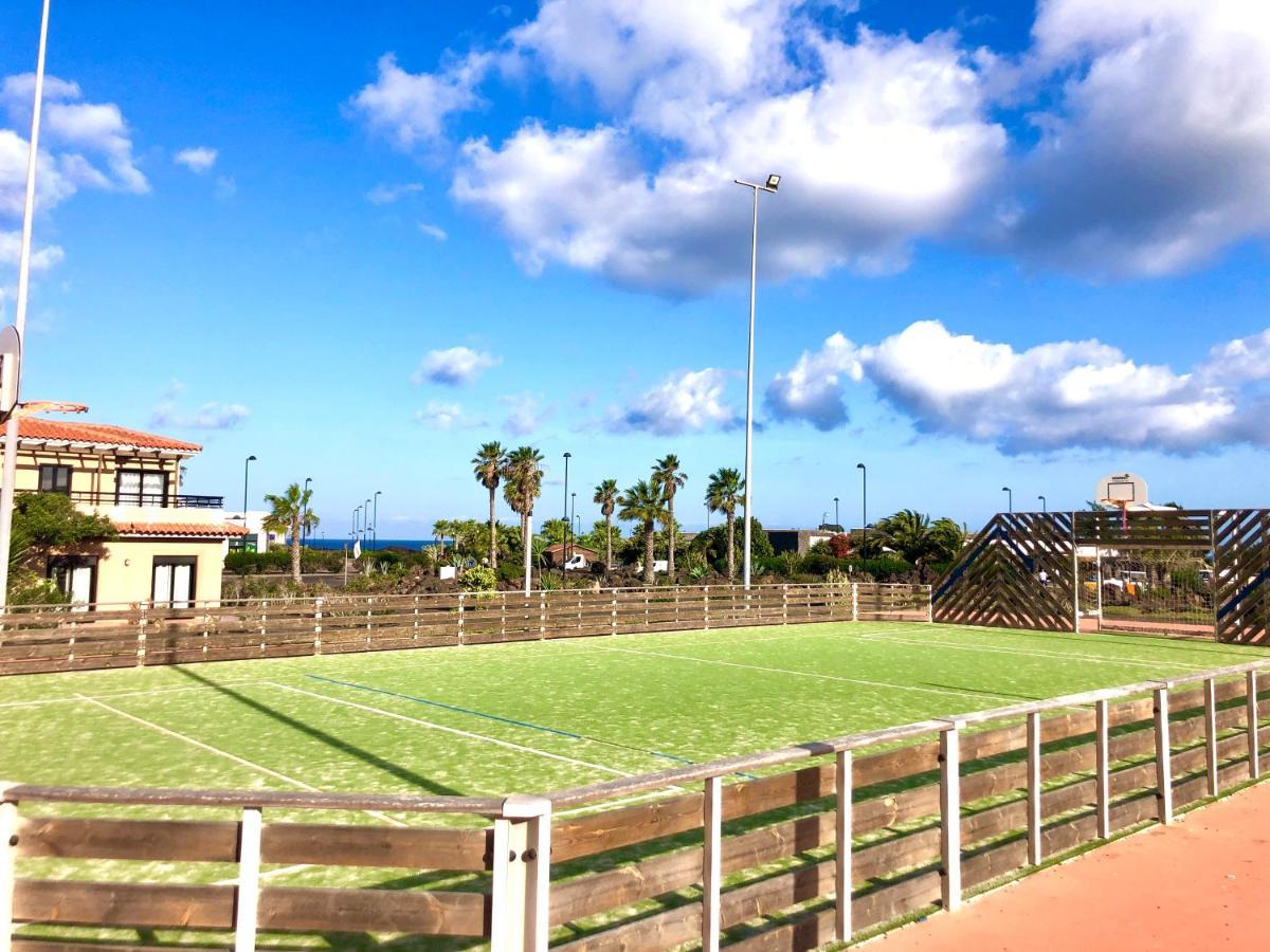 Apartamento El Hierro House, agradable adosado con piscina Lajares Exterior foto