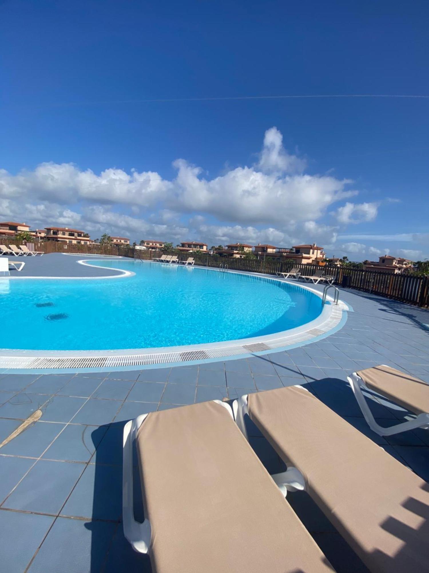 Apartamento El Hierro House, agradable adosado con piscina Lajares Exterior foto