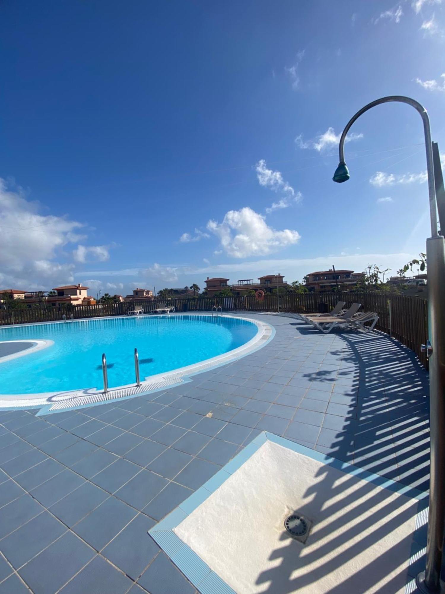 Apartamento El Hierro House, agradable adosado con piscina Lajares Exterior foto