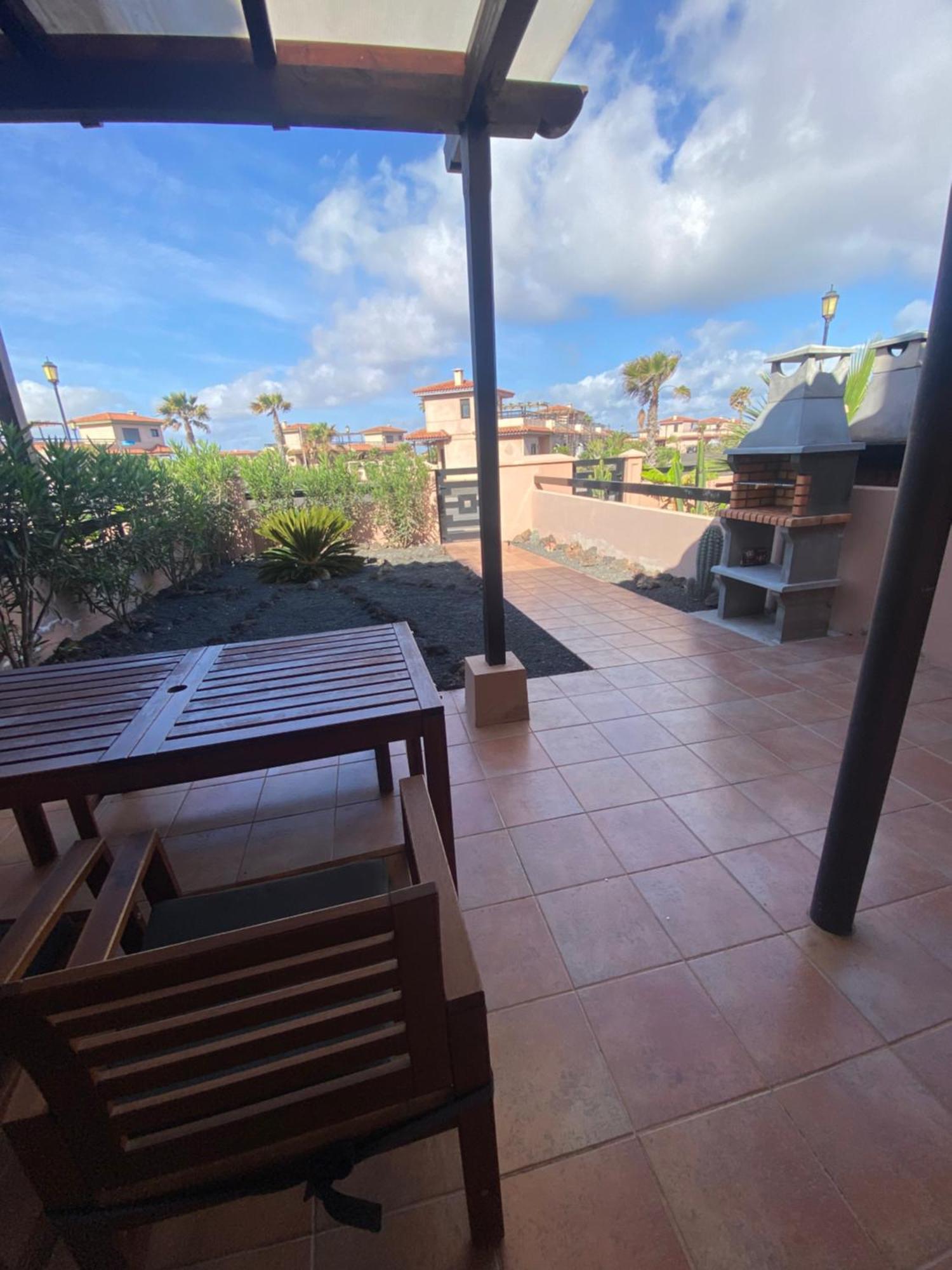 Apartamento El Hierro House, agradable adosado con piscina Lajares Exterior foto