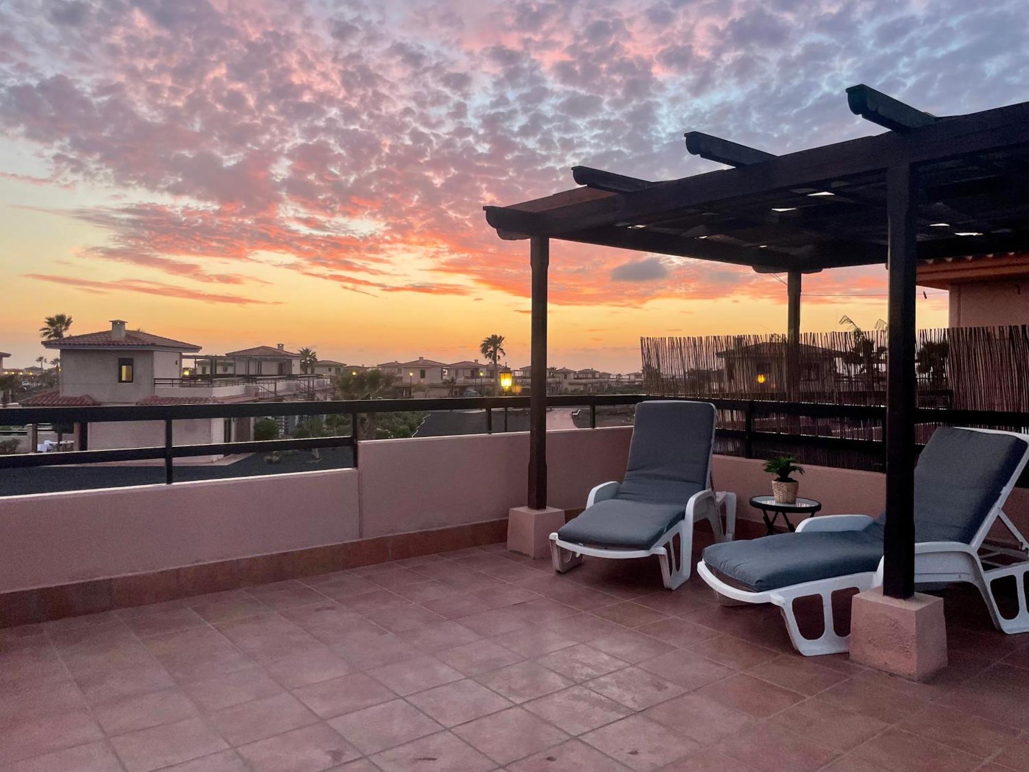 Apartamento El Hierro House, agradable adosado con piscina Lajares Exterior foto